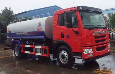 眾多解放灑水車，終有一款是你傾心的環衛利器